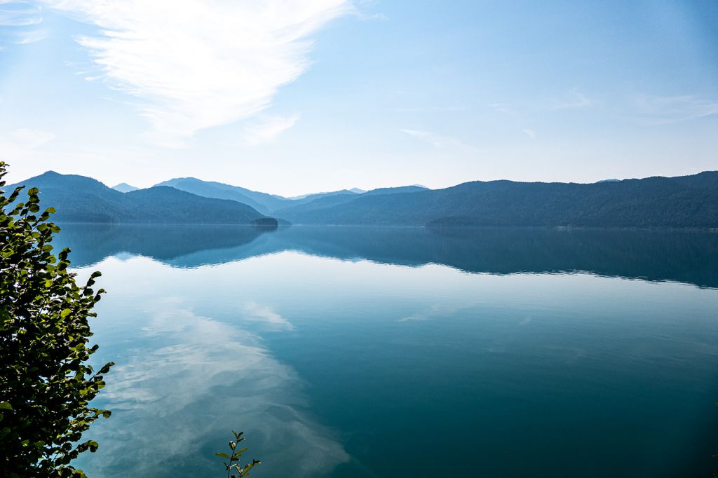 Bergsee halt - Im Sommer liegt die Wassertemperatur bei ungefähr 20° C.  - © alpintreff.de - Christian Schön